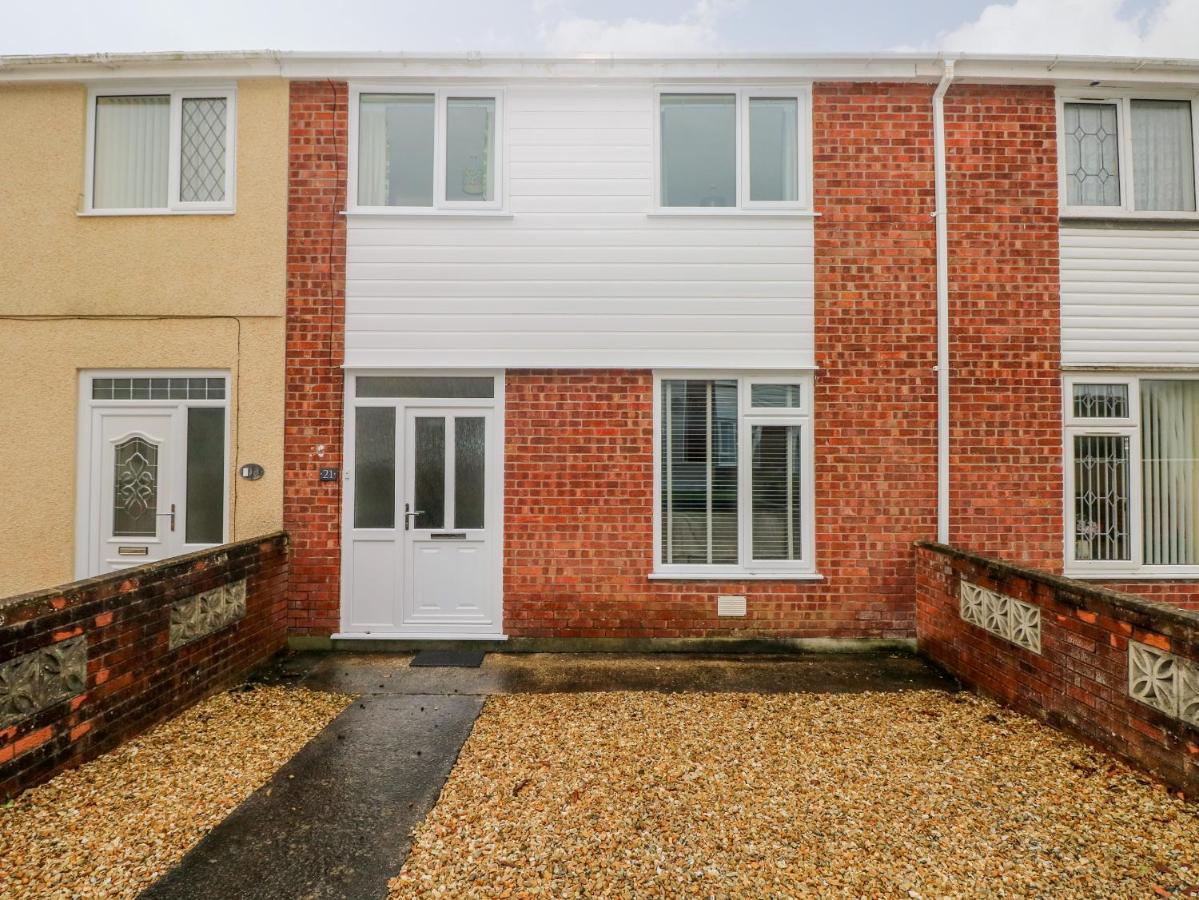 21 Sandfield Road Villa Burry Port Exterior photo